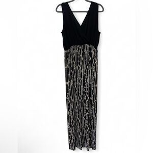 Black and White Aztec Print Maxi Dress